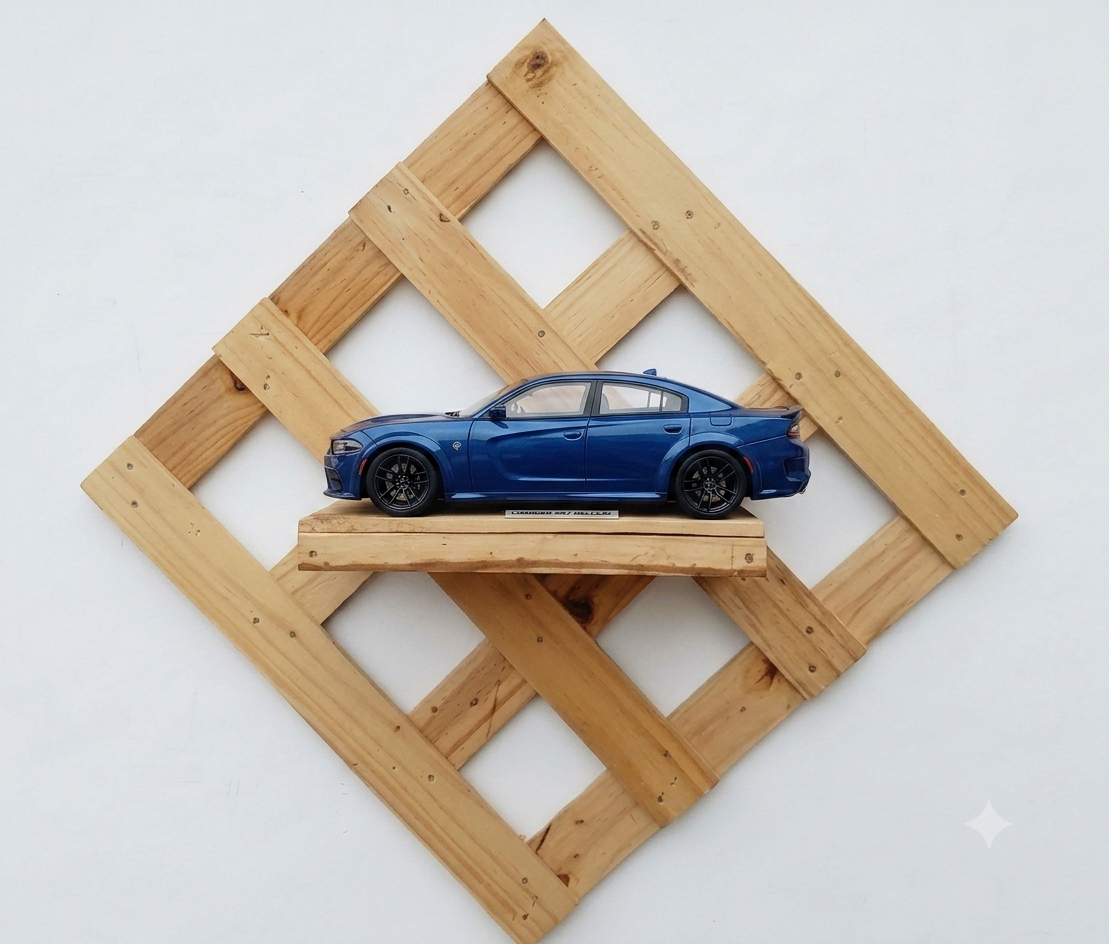 Modern Diamond Wood Lattice Wall Shelf